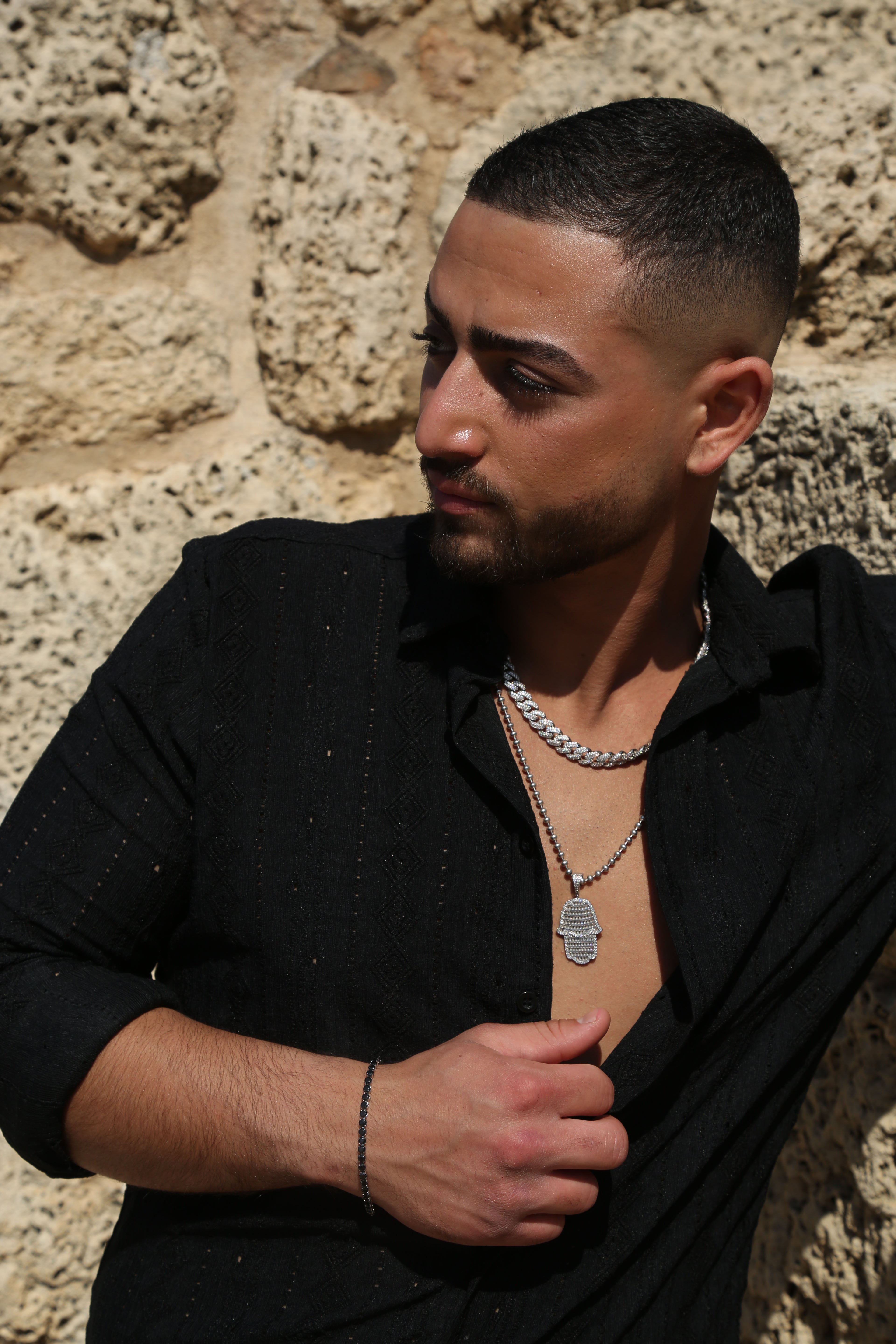 צמיד טניס שחור מצופה כסף